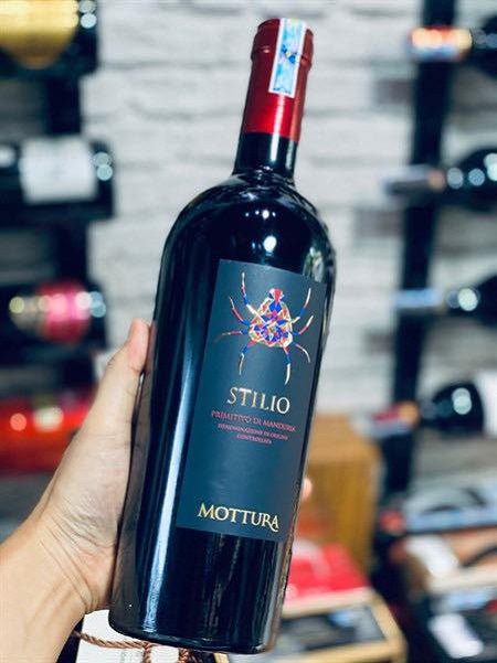 Vang Ý Stilio Mottura con nhện hương vị thơm ngon Vang Ý Stilio Mottura con nhện hương vị thơm ngon