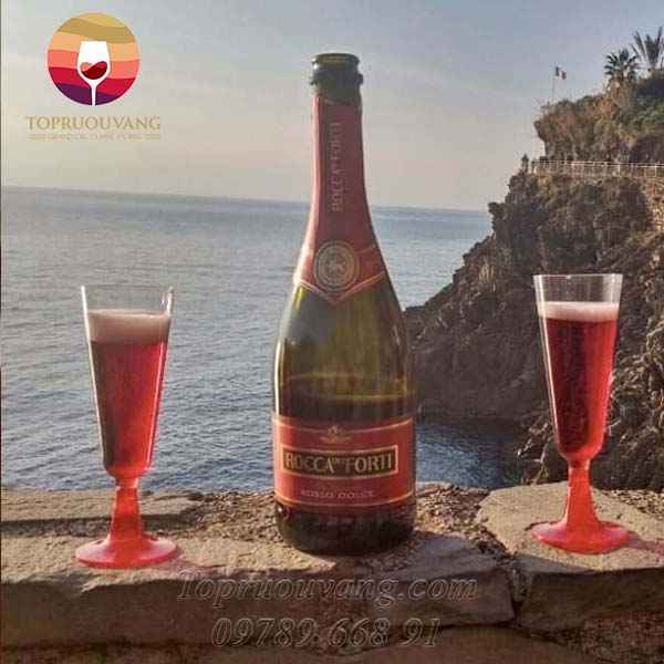 Rượu vang Rocca Dei Forti Rosso Dolce