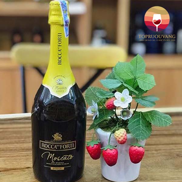 Rượu vang nổ Rocca Dei Forti Moscato Le Cuveev Rượu vang nổ Rocca Dei Forti Moscato Le Cuvee