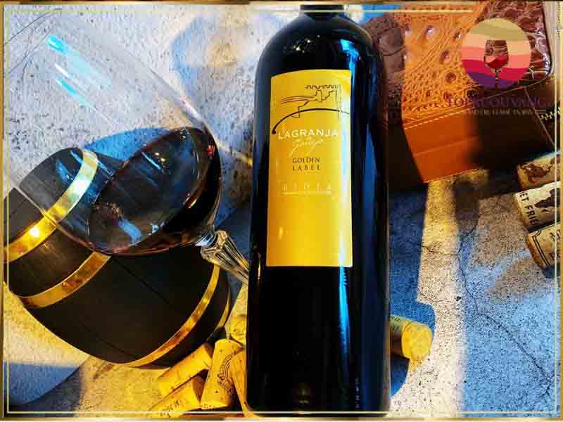 Rượu vang Ý Lagranja Golden Label
