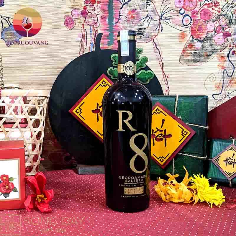 vang R8 Negroamaro Salento nhập khẩu chính hãng